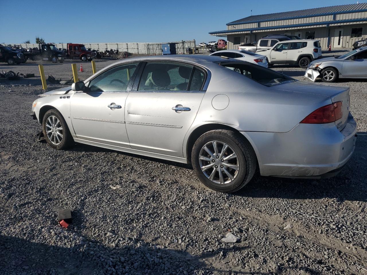 2010 BUICK Lucerne
