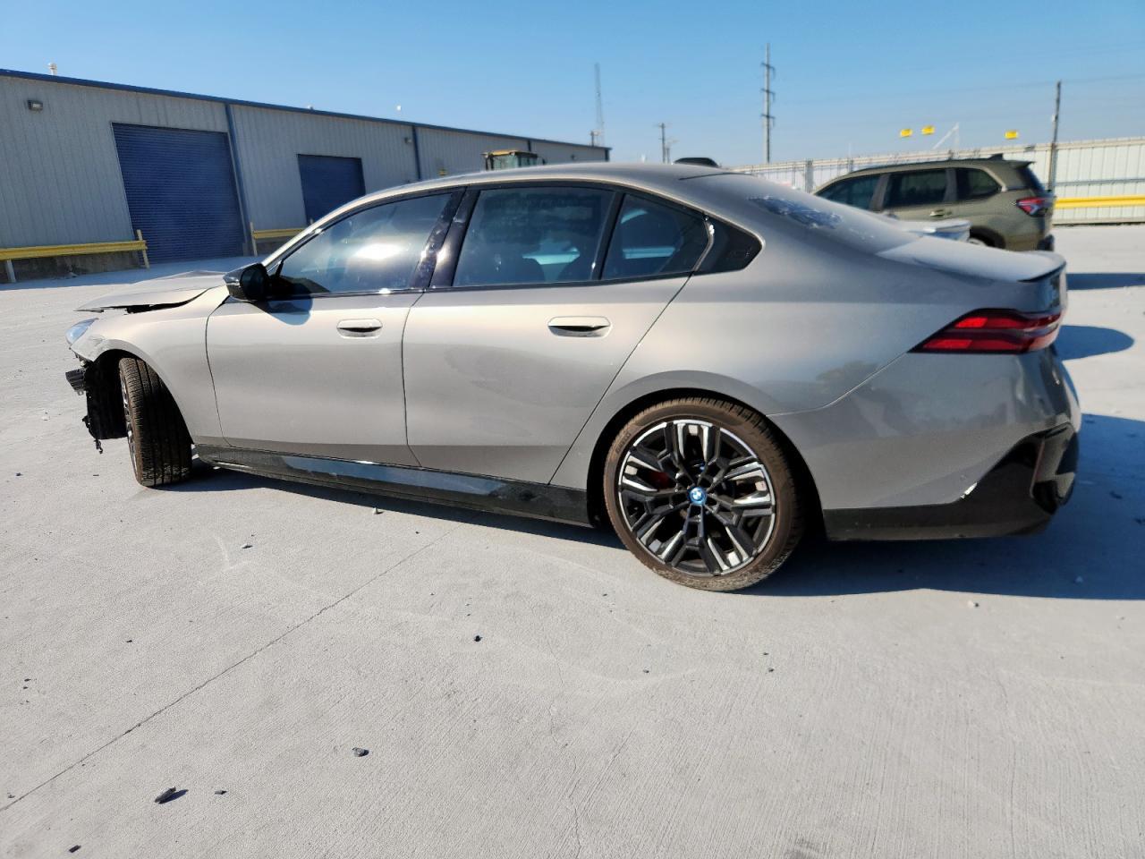 2024 BMW i5