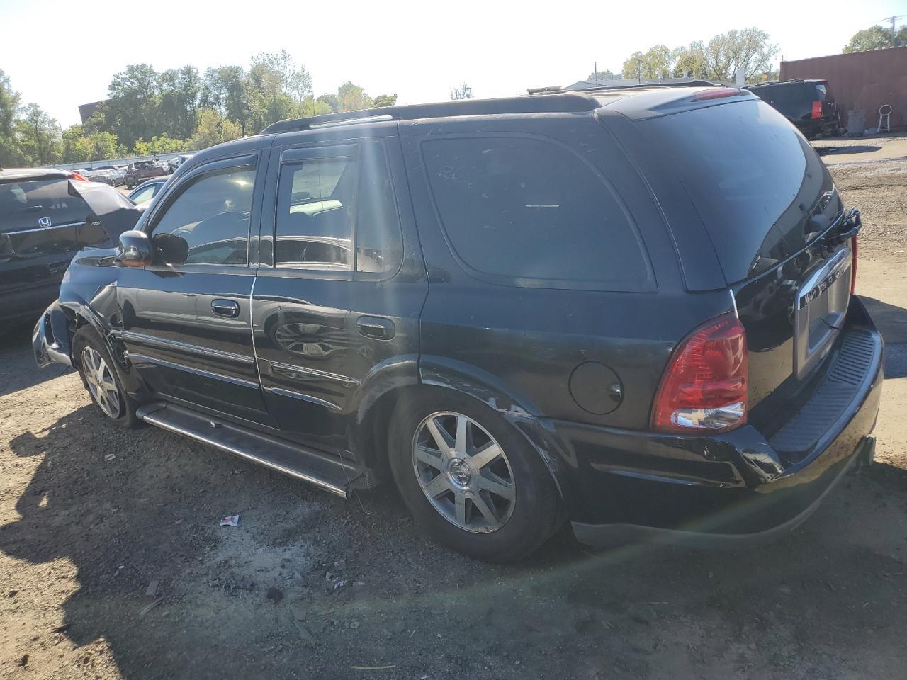 2004 BUICK Rainier