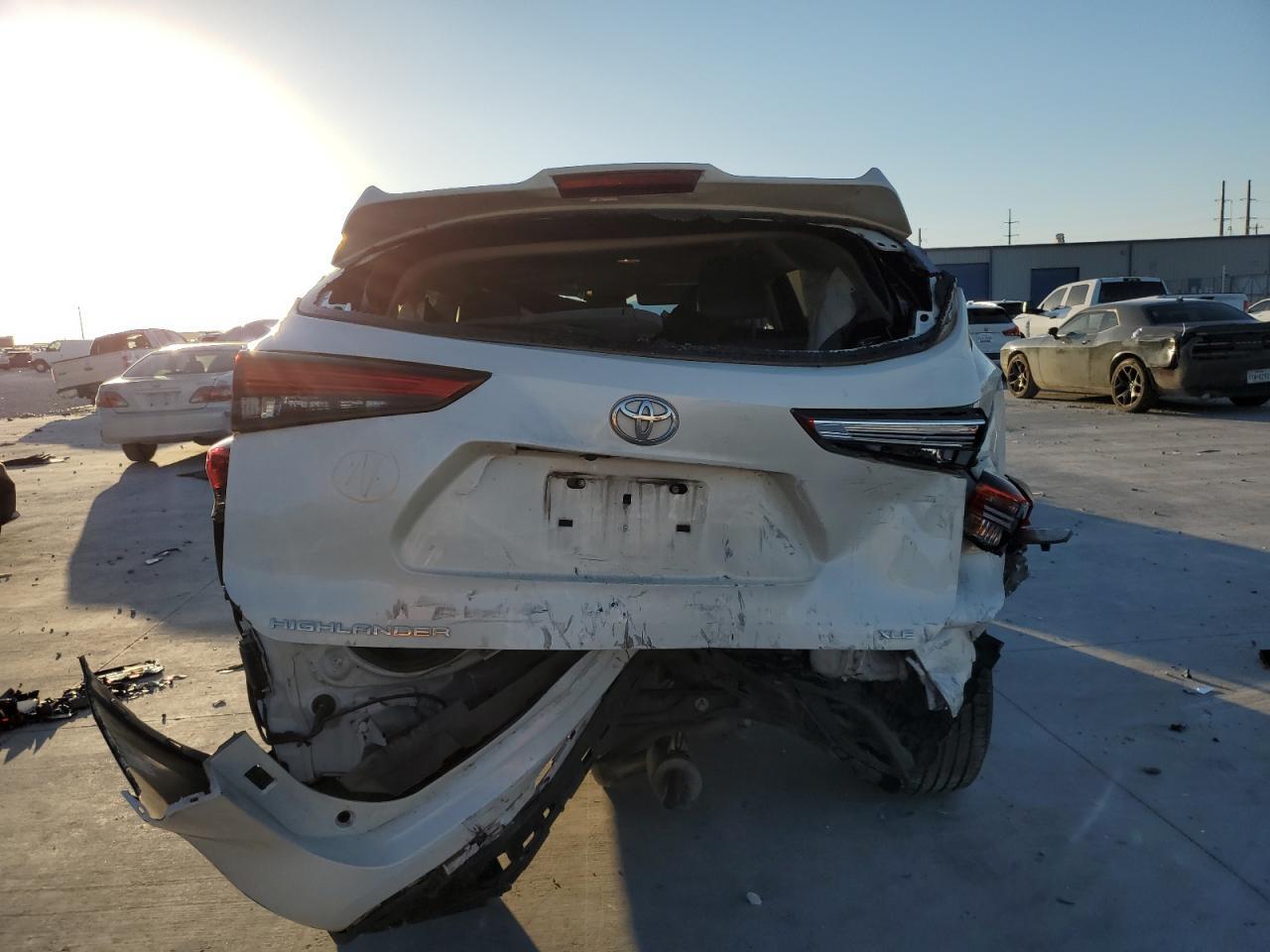 2021 TOYOTA HIGHLANDER