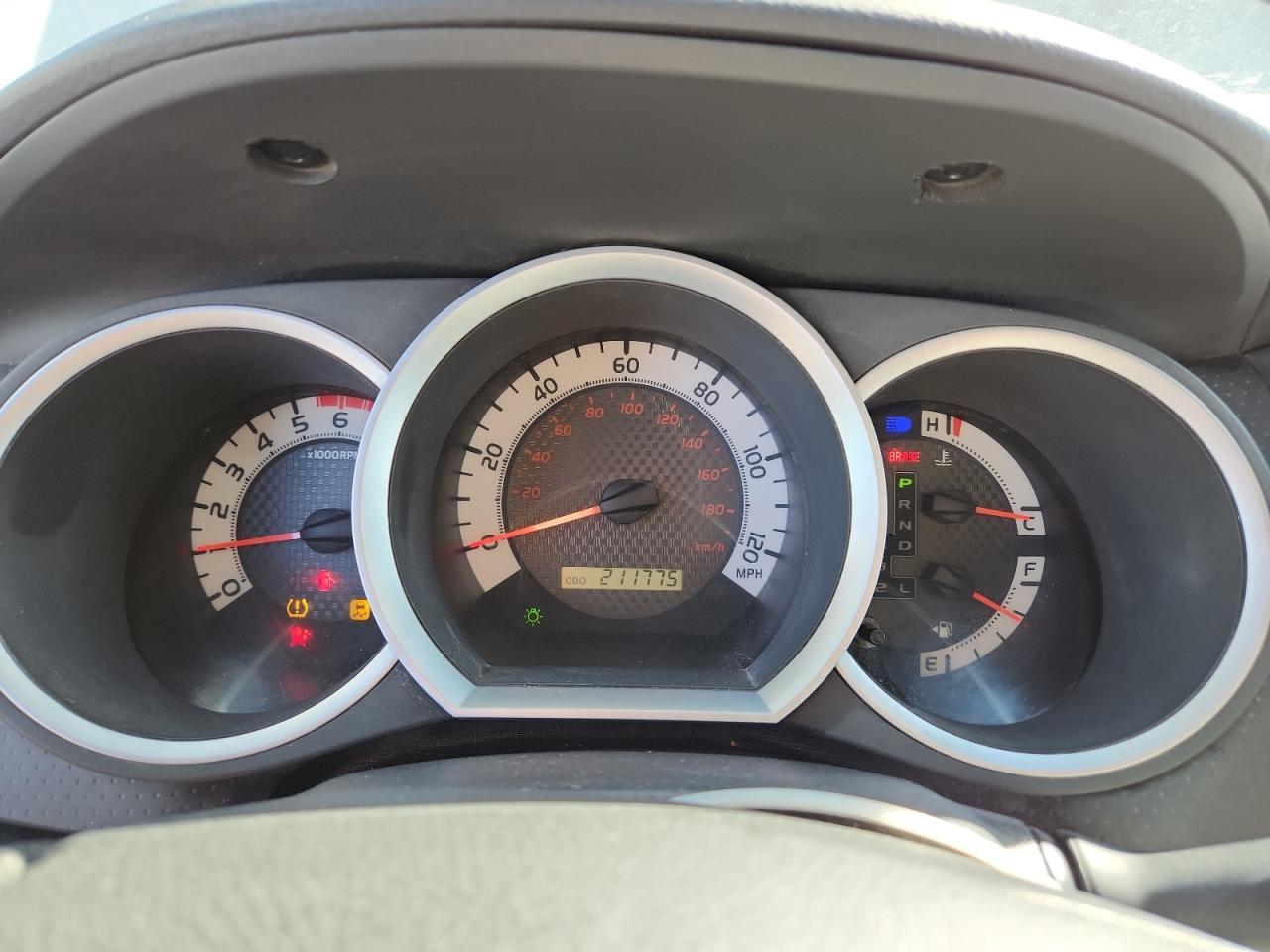 2012 TOYOTA TACOMA