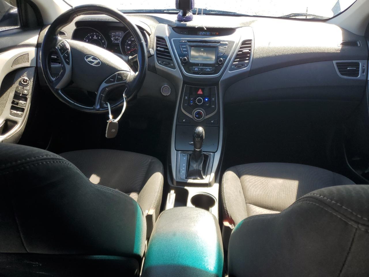 2016 HYUNDAI ELANTRA