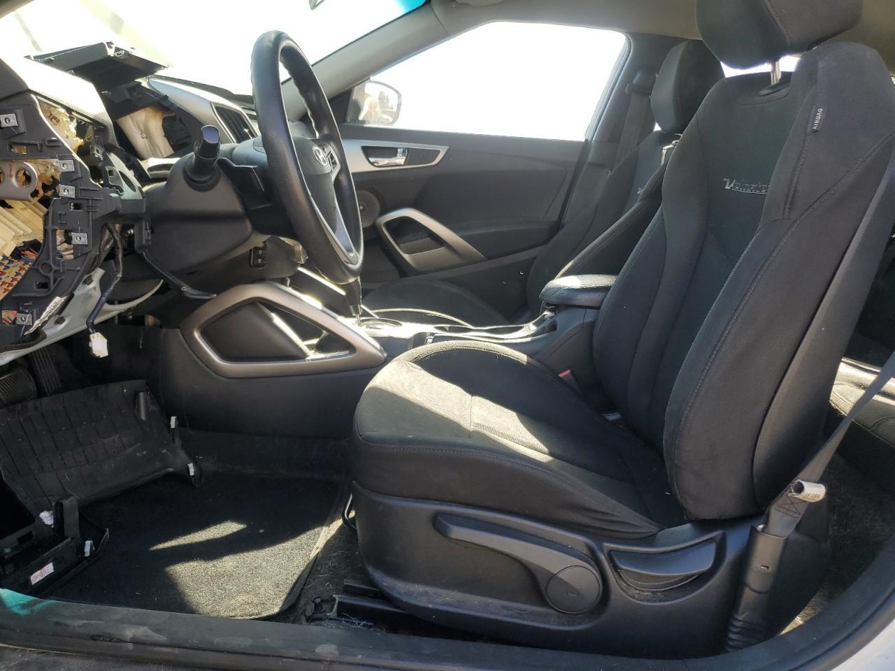 2016 HYUNDAI VELOSTER
