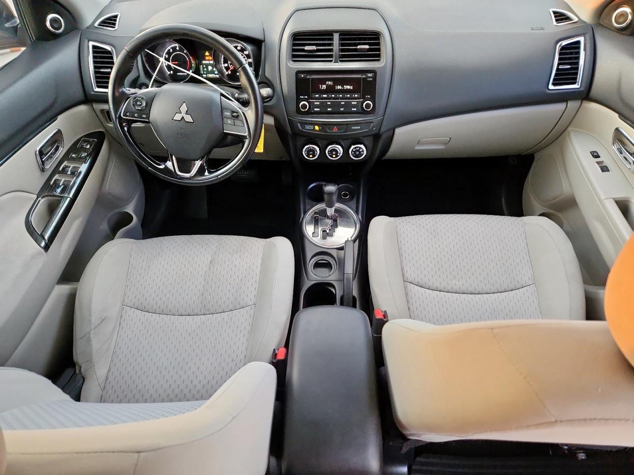 2017 MITSUBISHI Outlander Sport