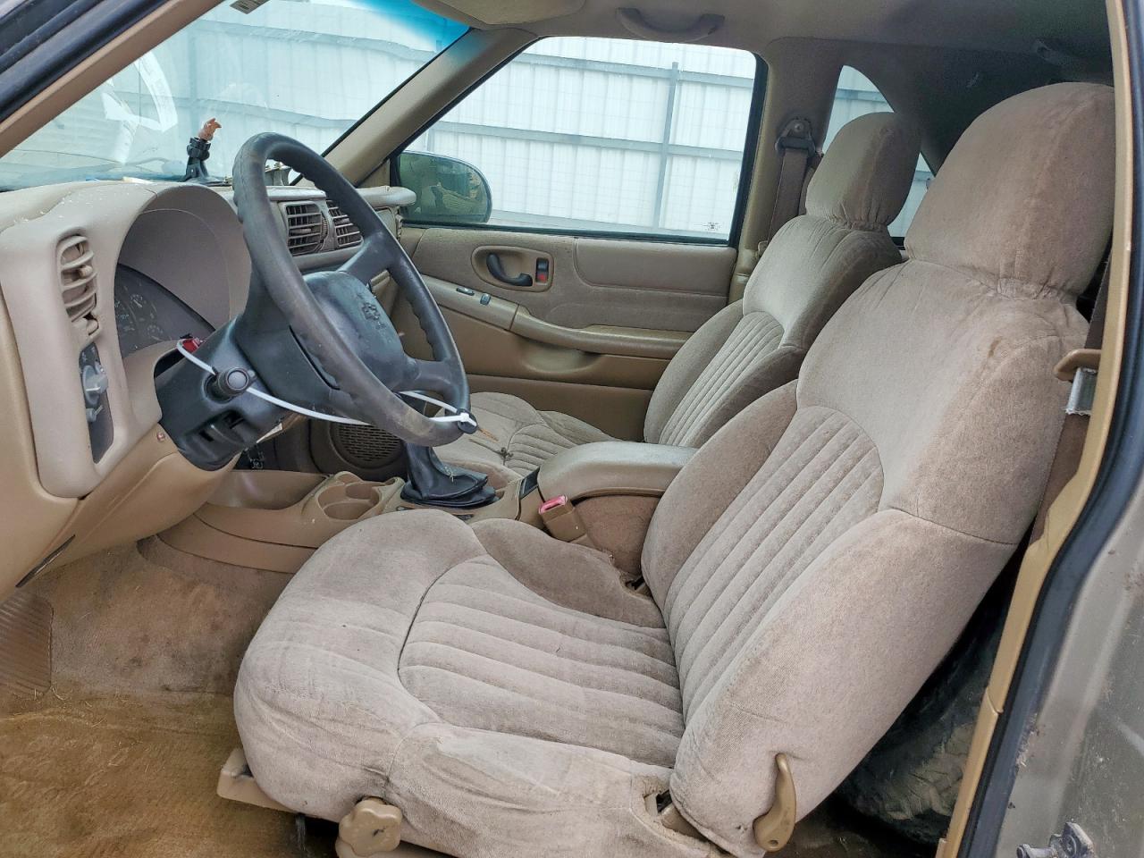 2002 CHEVROLET BLAZER