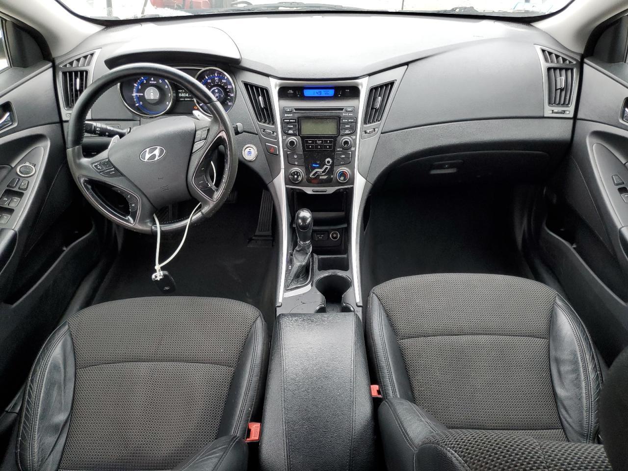 2012 HYUNDAI SONATA
