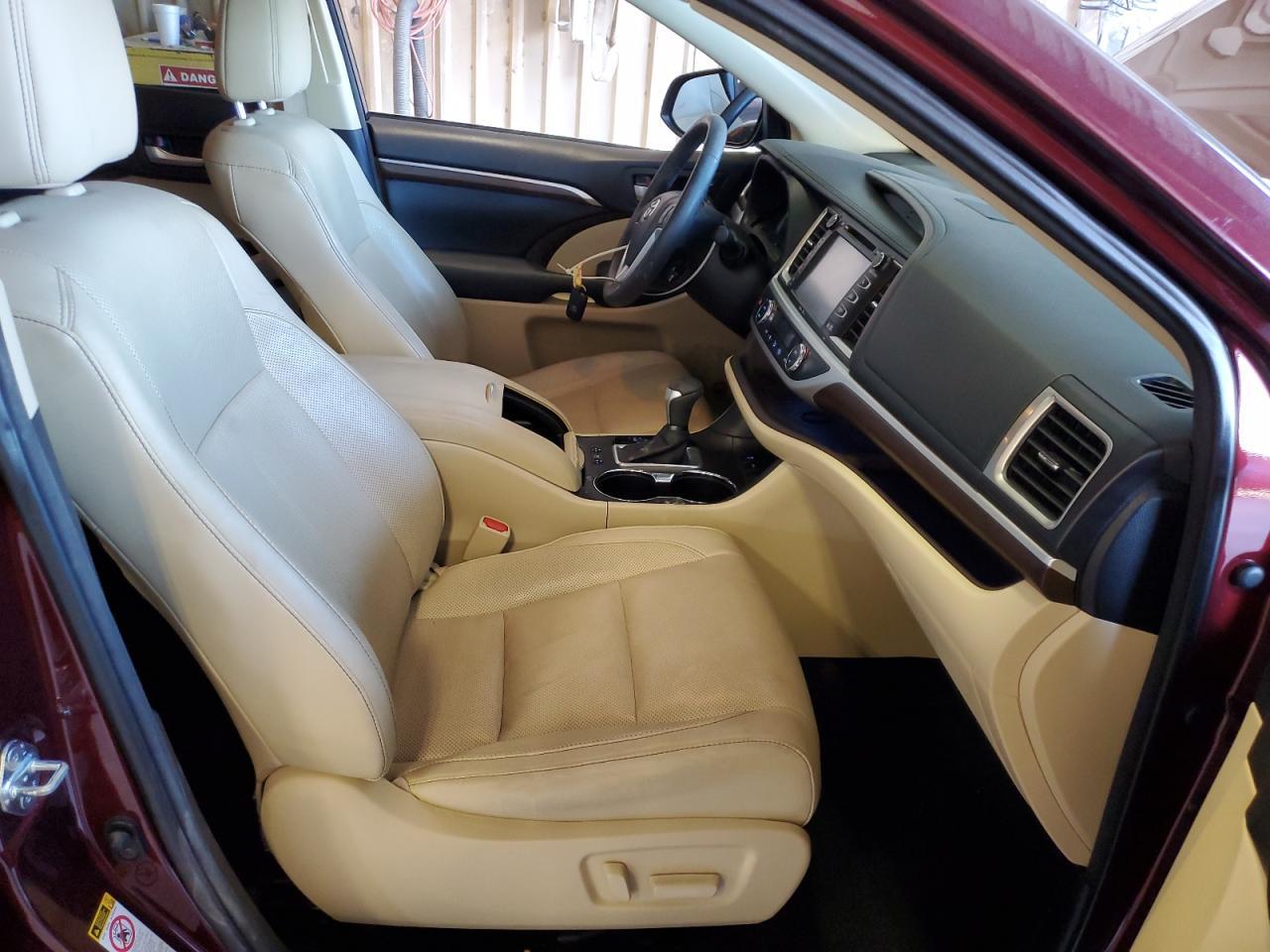 2015 TOYOTA HIGHLANDER