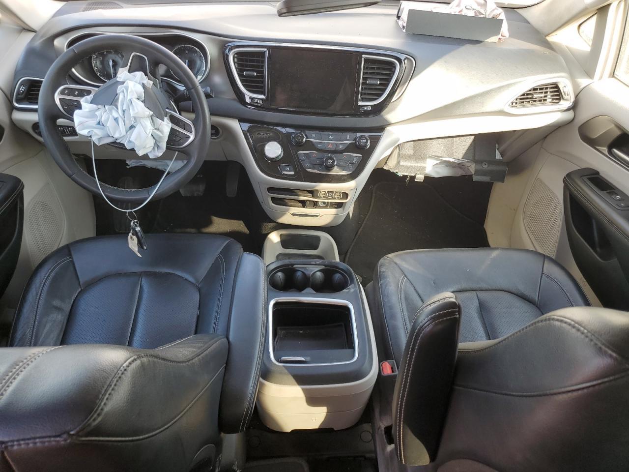2022 CHRYSLER Pacifica