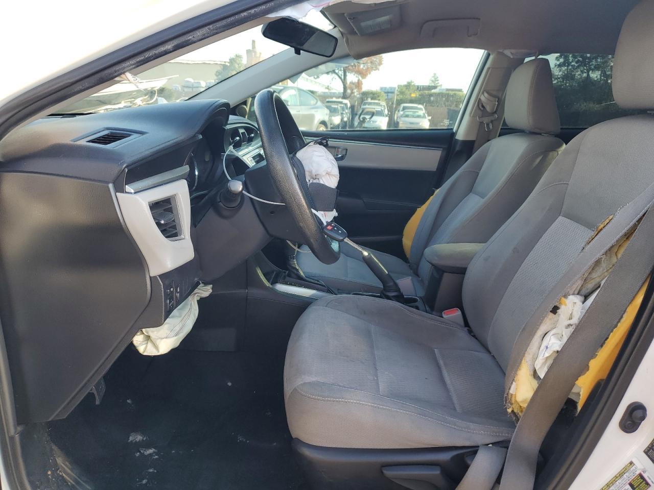 2015 TOYOTA COROLLA