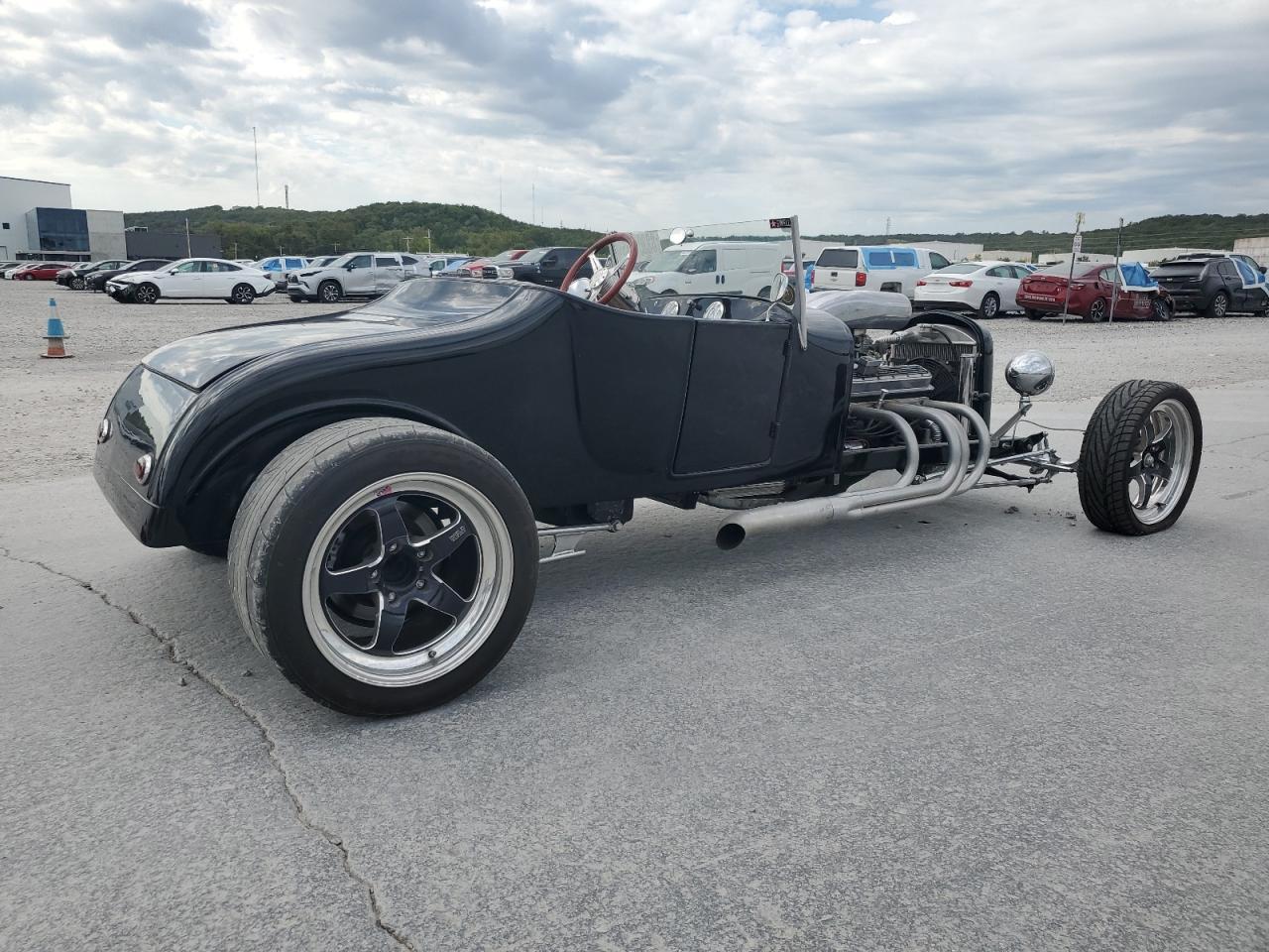 1927 FORD 1920 Model