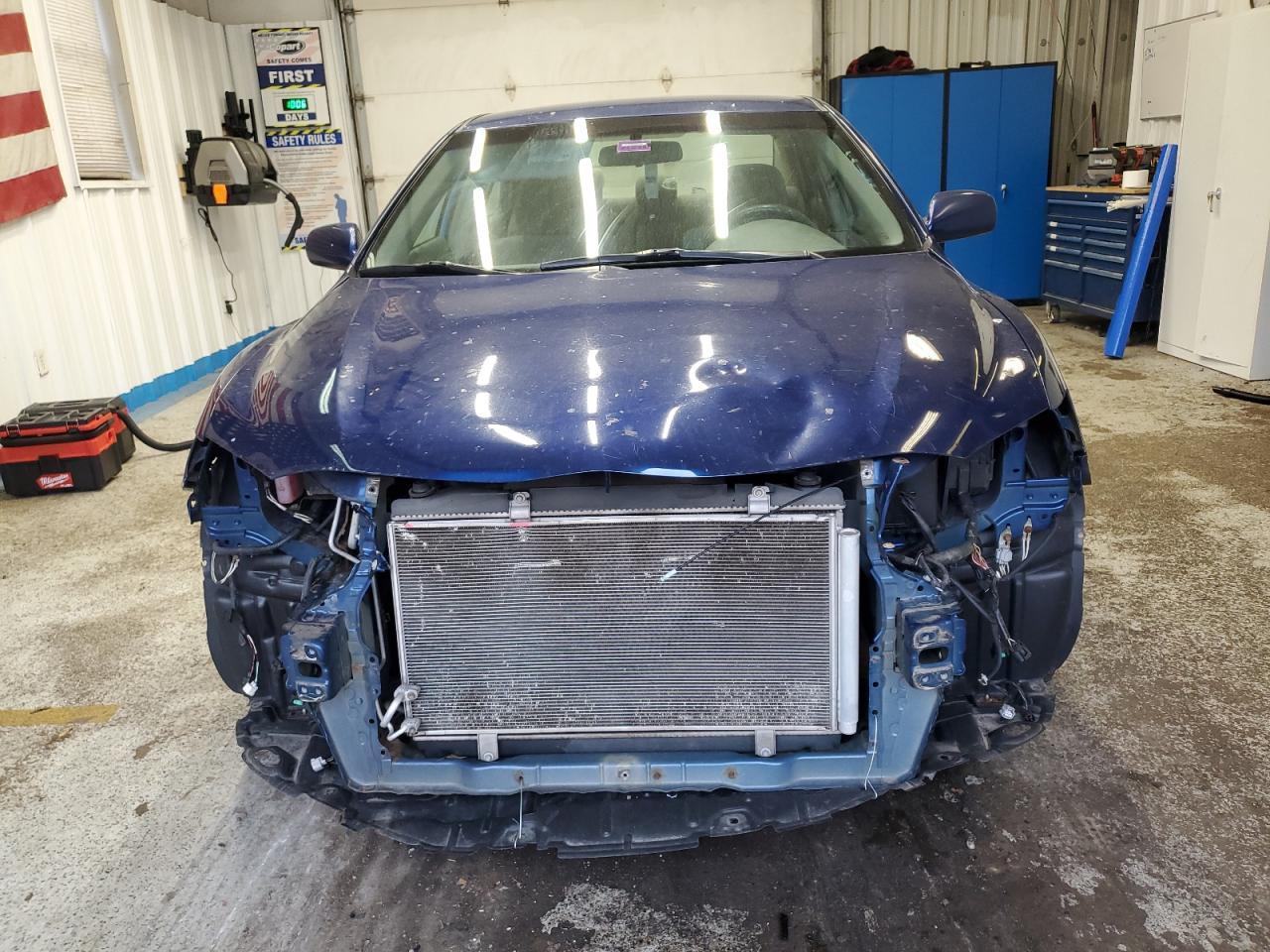 2011 TOYOTA CAMRY