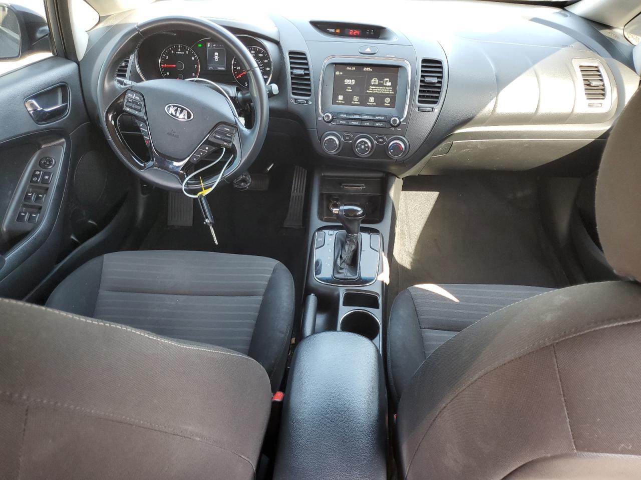 2017 KIA FORTE