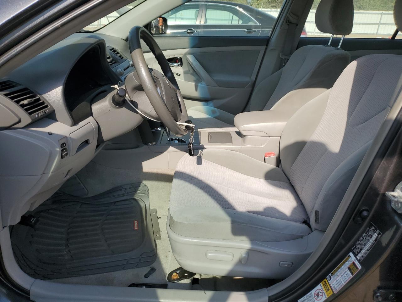 2010 TOYOTA CAMRY