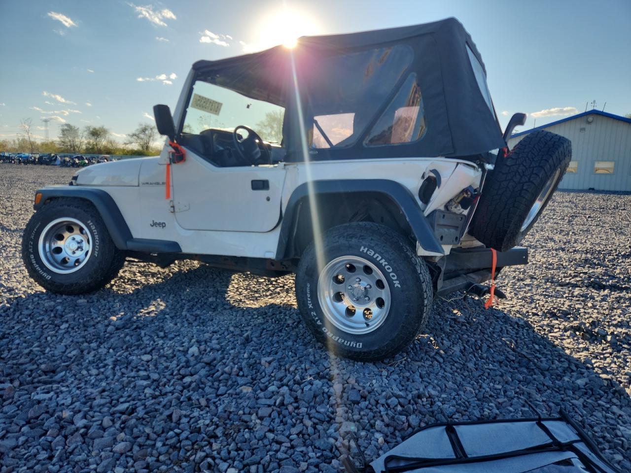1999 JEEP WRANGLER