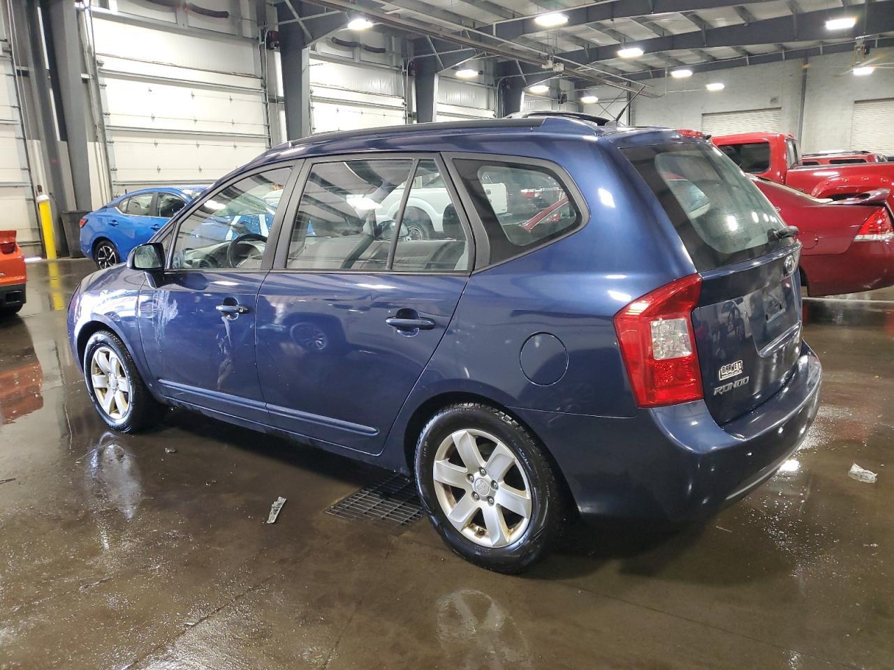 2007 KIA RONDO