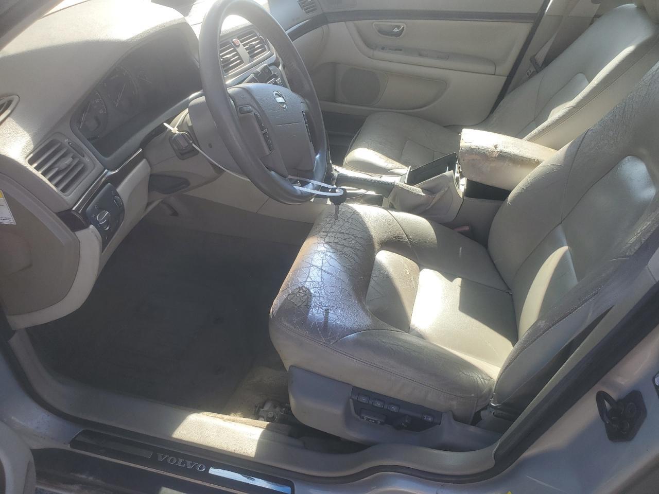 2003 VOLVO S80