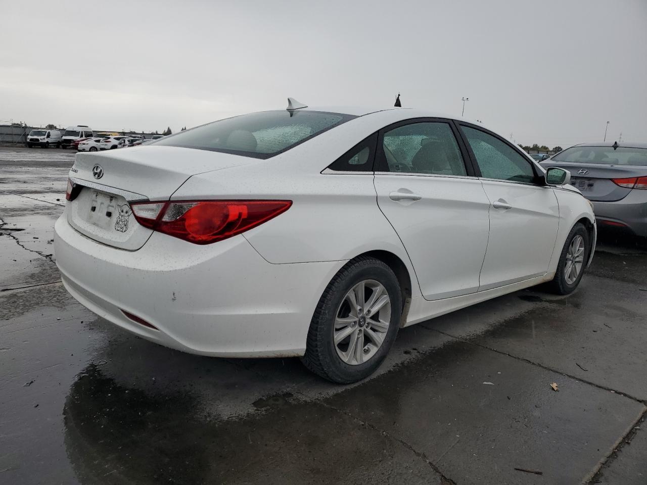 2011 HYUNDAI SONATA