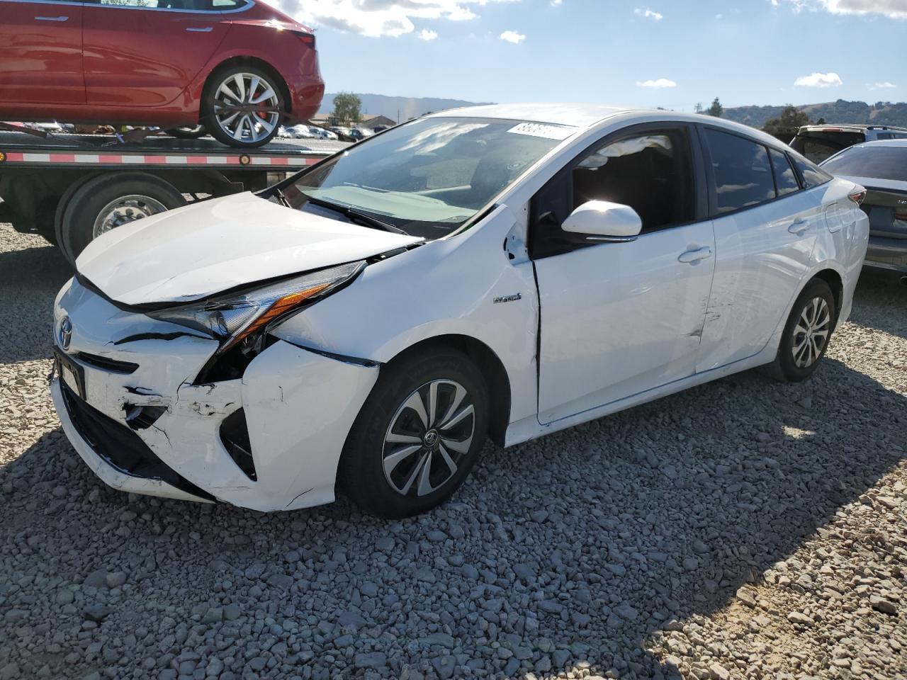 2016 TOYOTA PRIUS