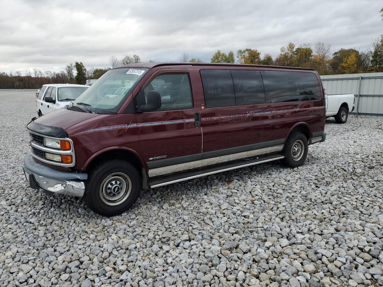 2000 CHEVROLET Express 3500
