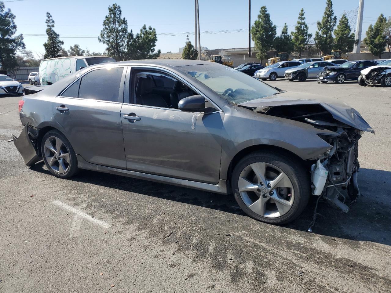 2013 TOYOTA CAMRY