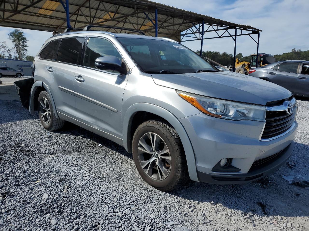 2016 TOYOTA HIGHLANDER