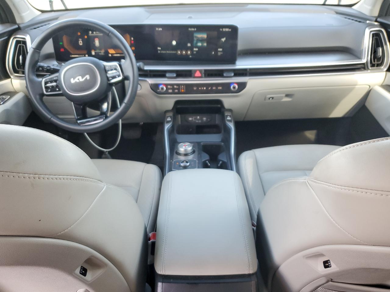 2025 KIA SORENTO