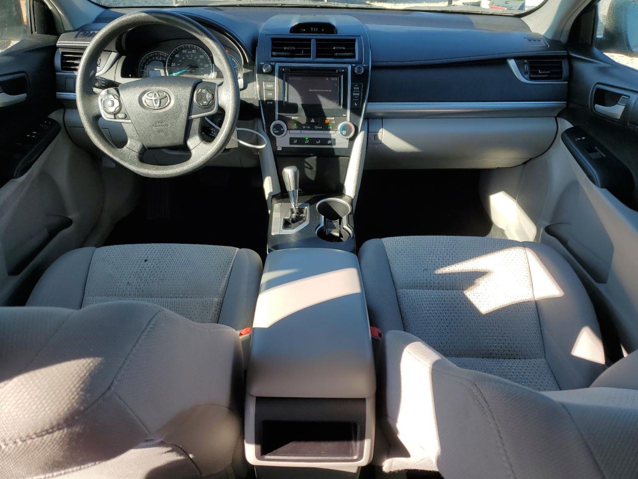 2014 TOYOTA CAMRY