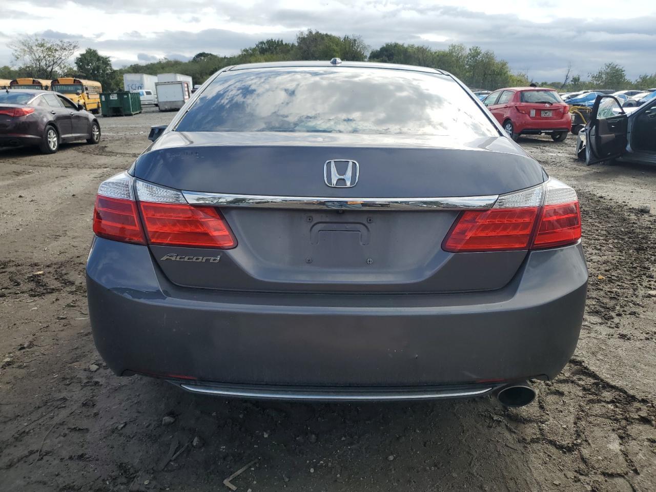 2015 HONDA ACCORD