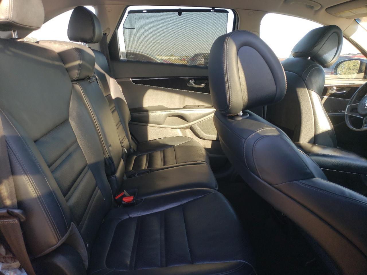 2016 KIA SORENTO