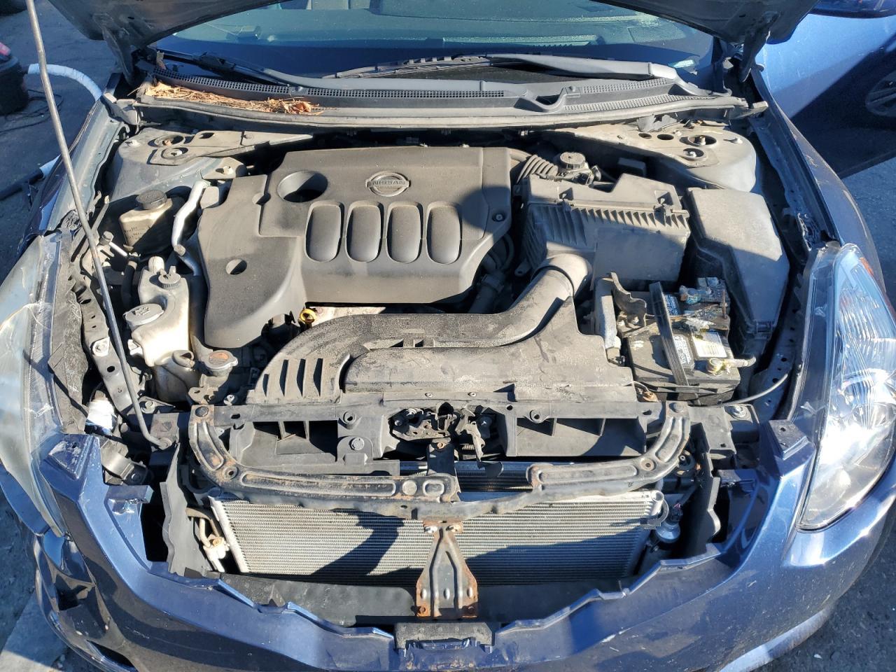 2010 NISSAN ALTIMA