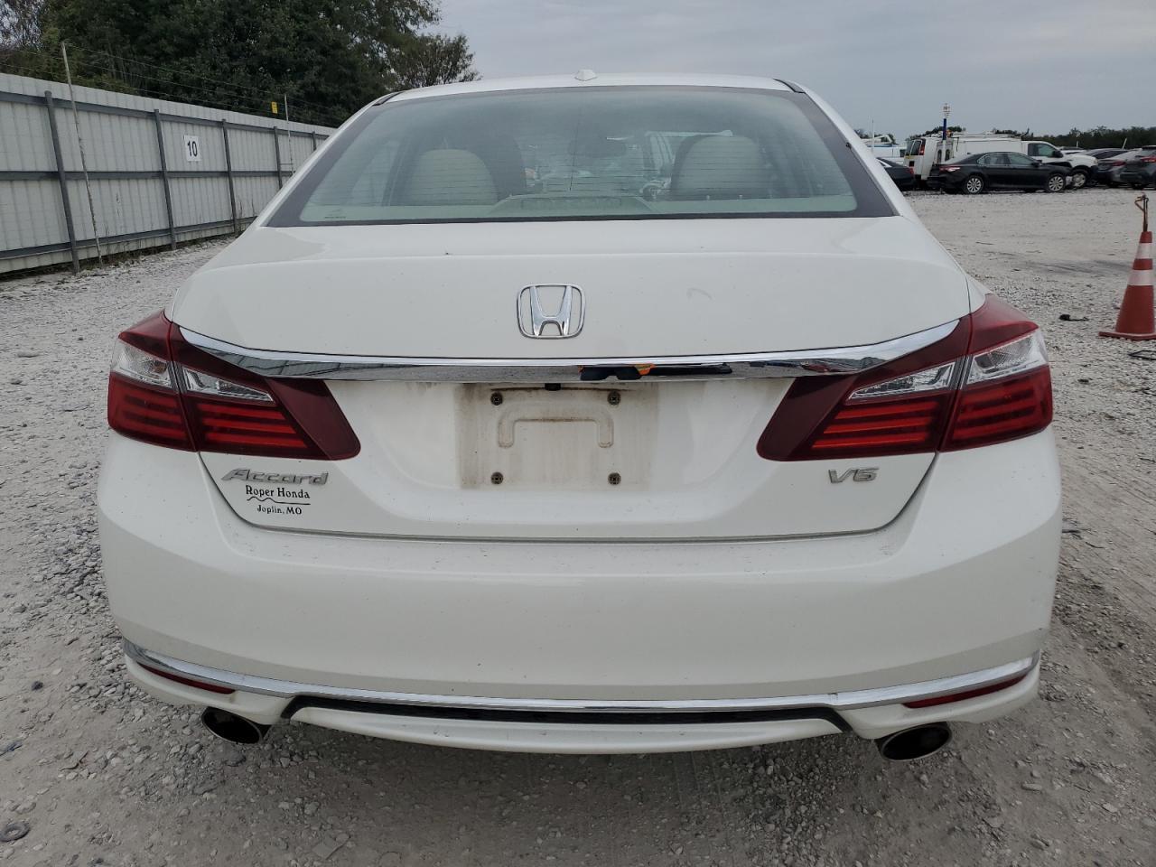 2016 HONDA ACCORD