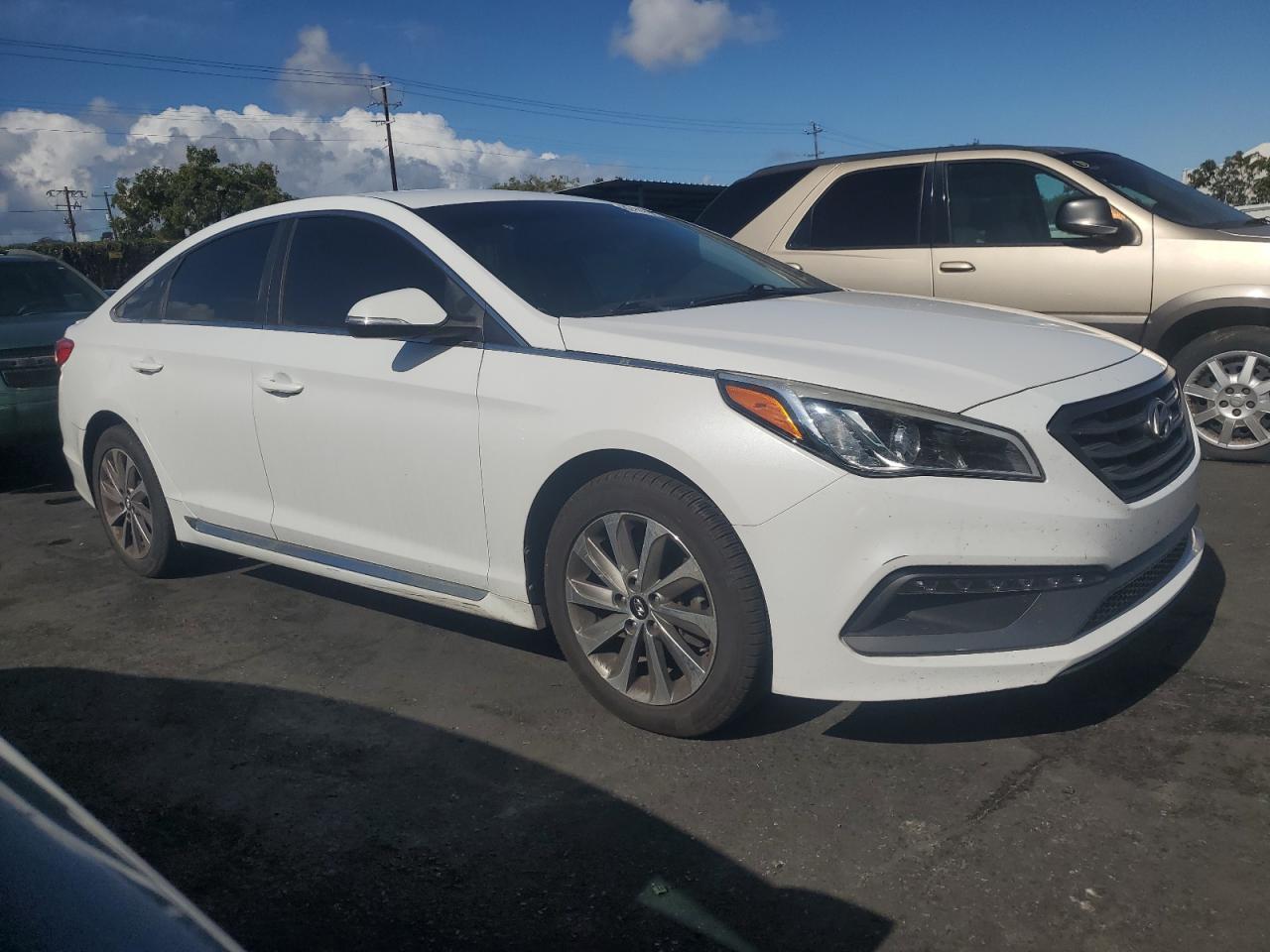 2015 HYUNDAI SONATA
