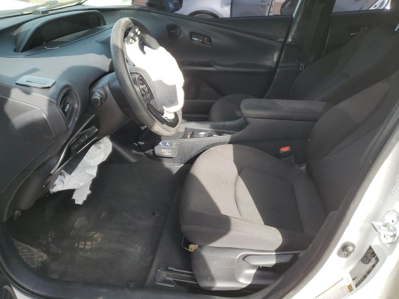 2021 TOYOTA PRIUS