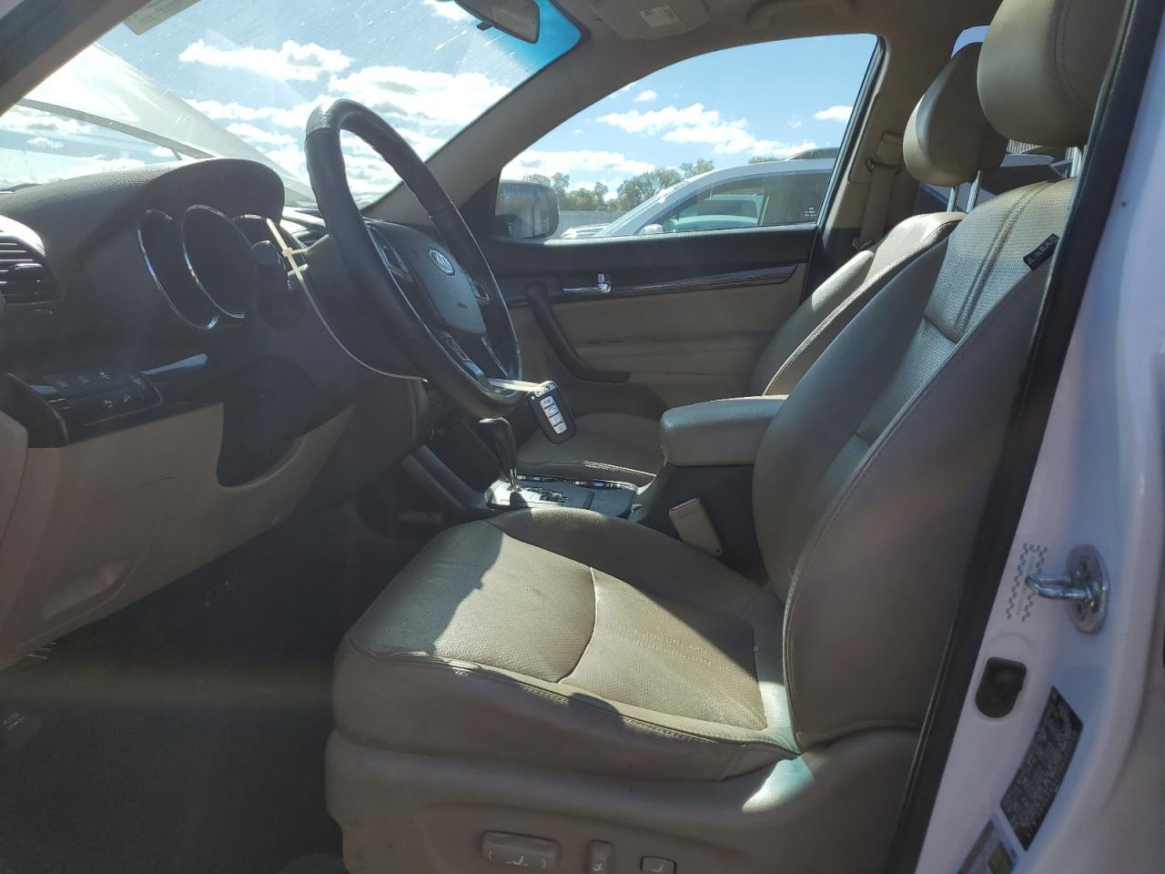 2011 KIA SORENTO