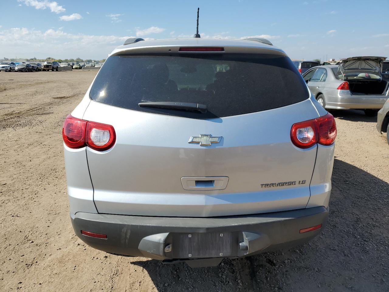 2011 CHEVROLET TRAVERSE