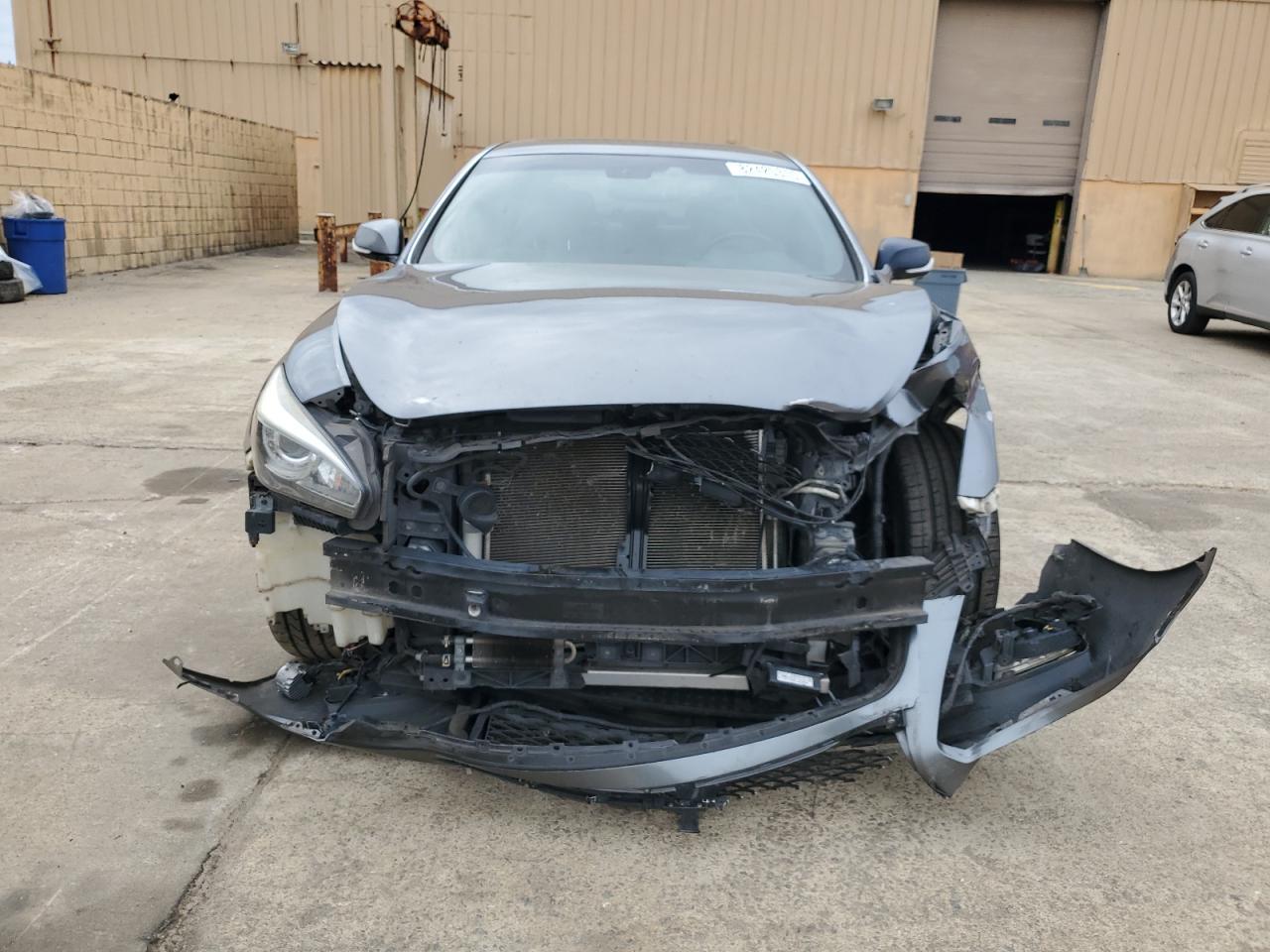 2017 INFINITI Q70