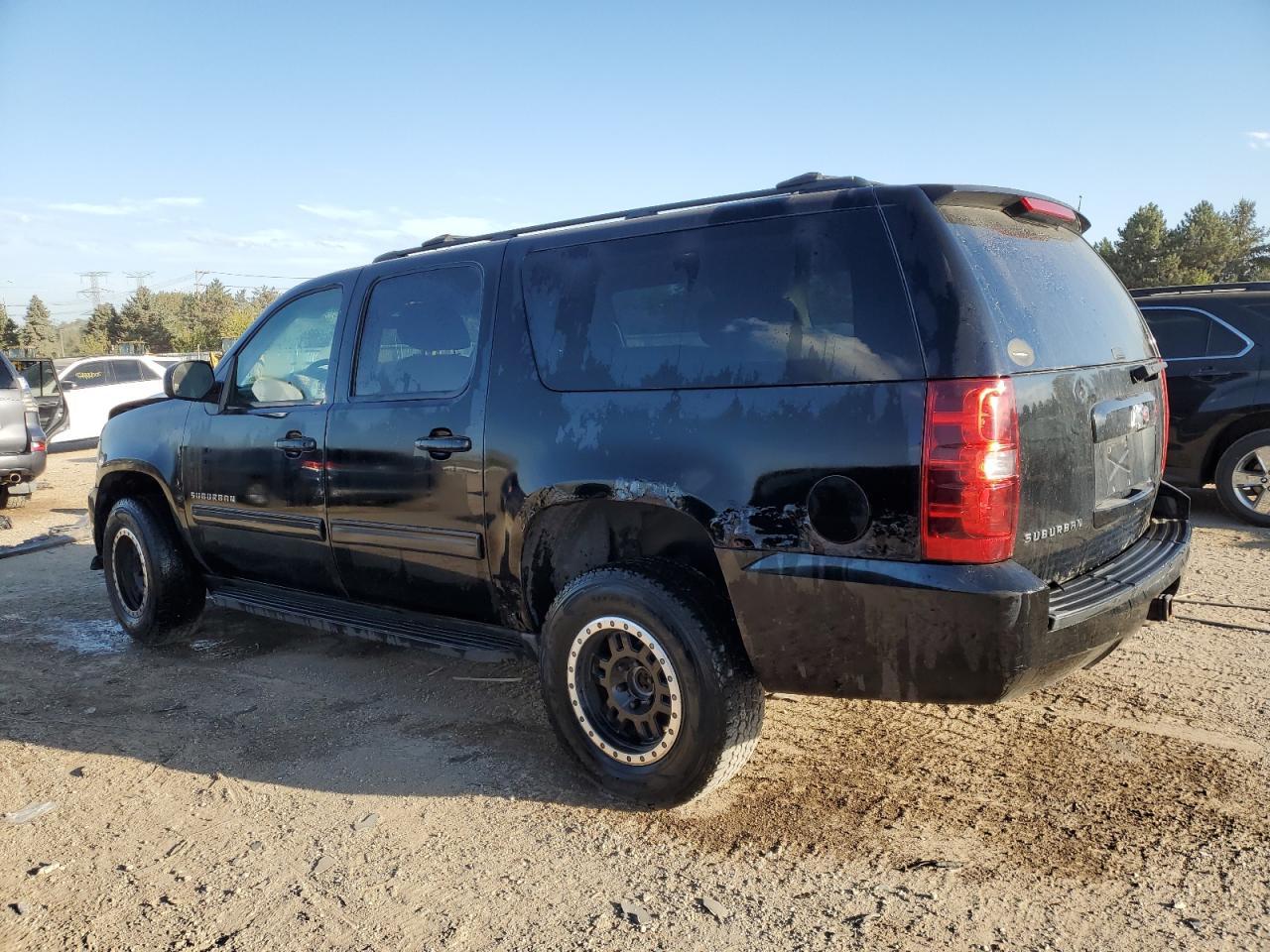 2011 CHEVROLET Suburban