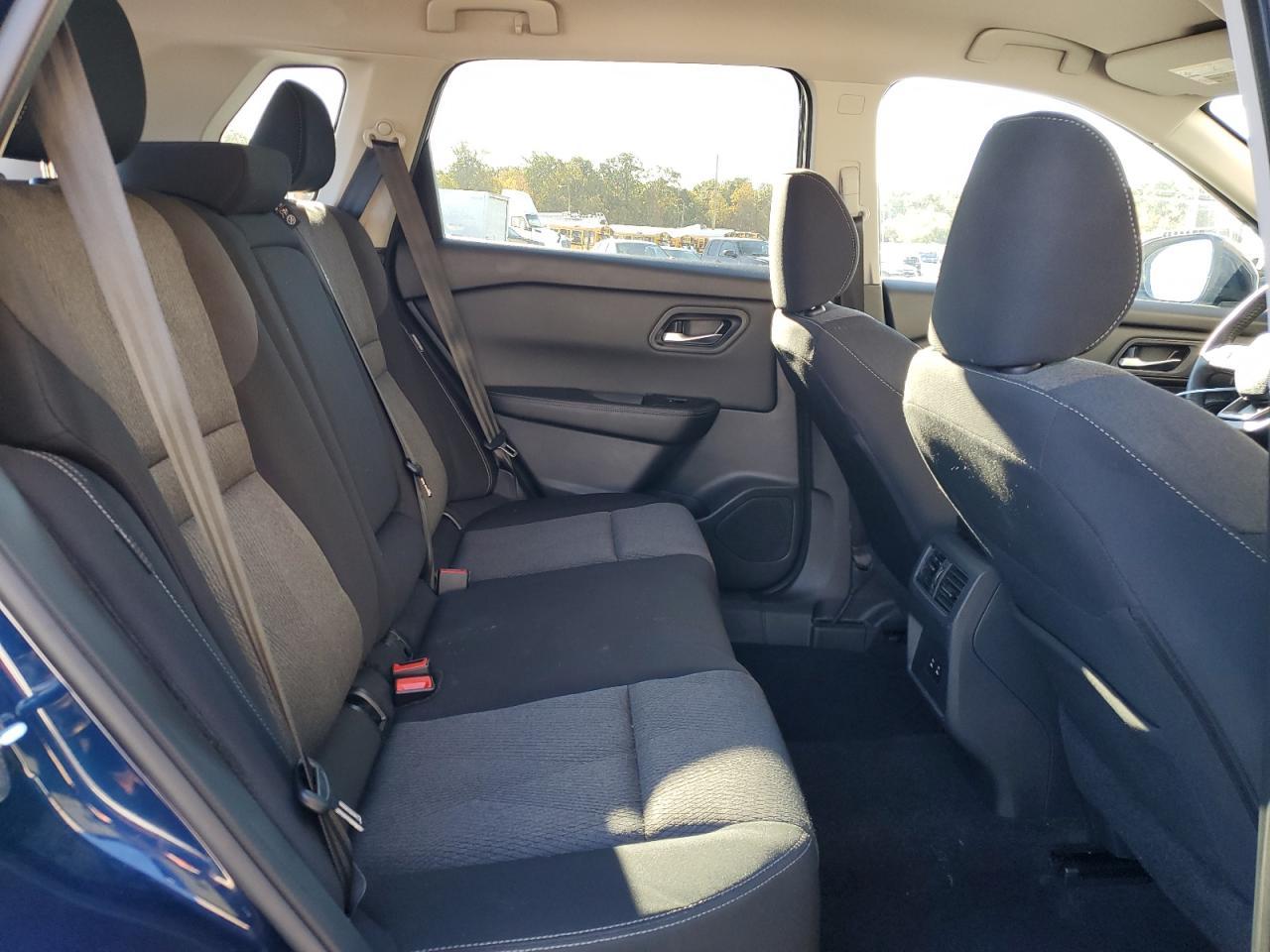 2025 NISSAN ROGUE