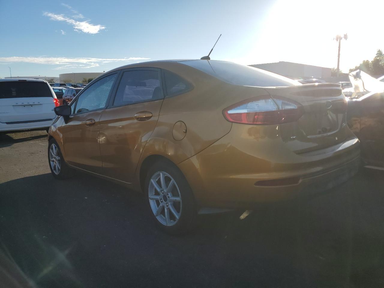 2016 FORD Fiesta