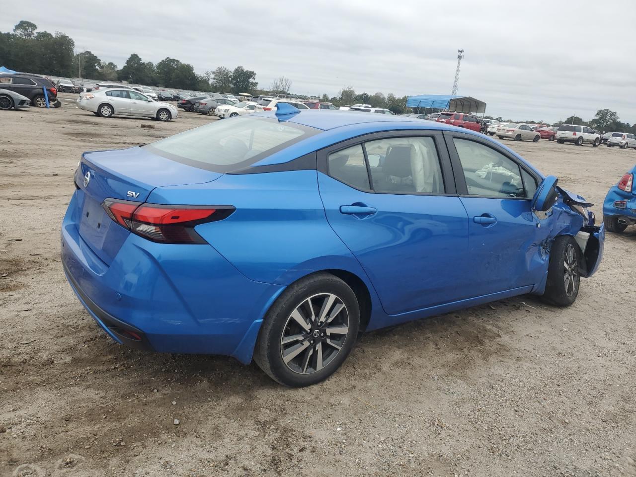 2020 NISSAN VERSA