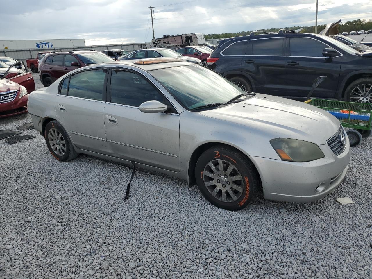 2005 NISSAN ALTIMA