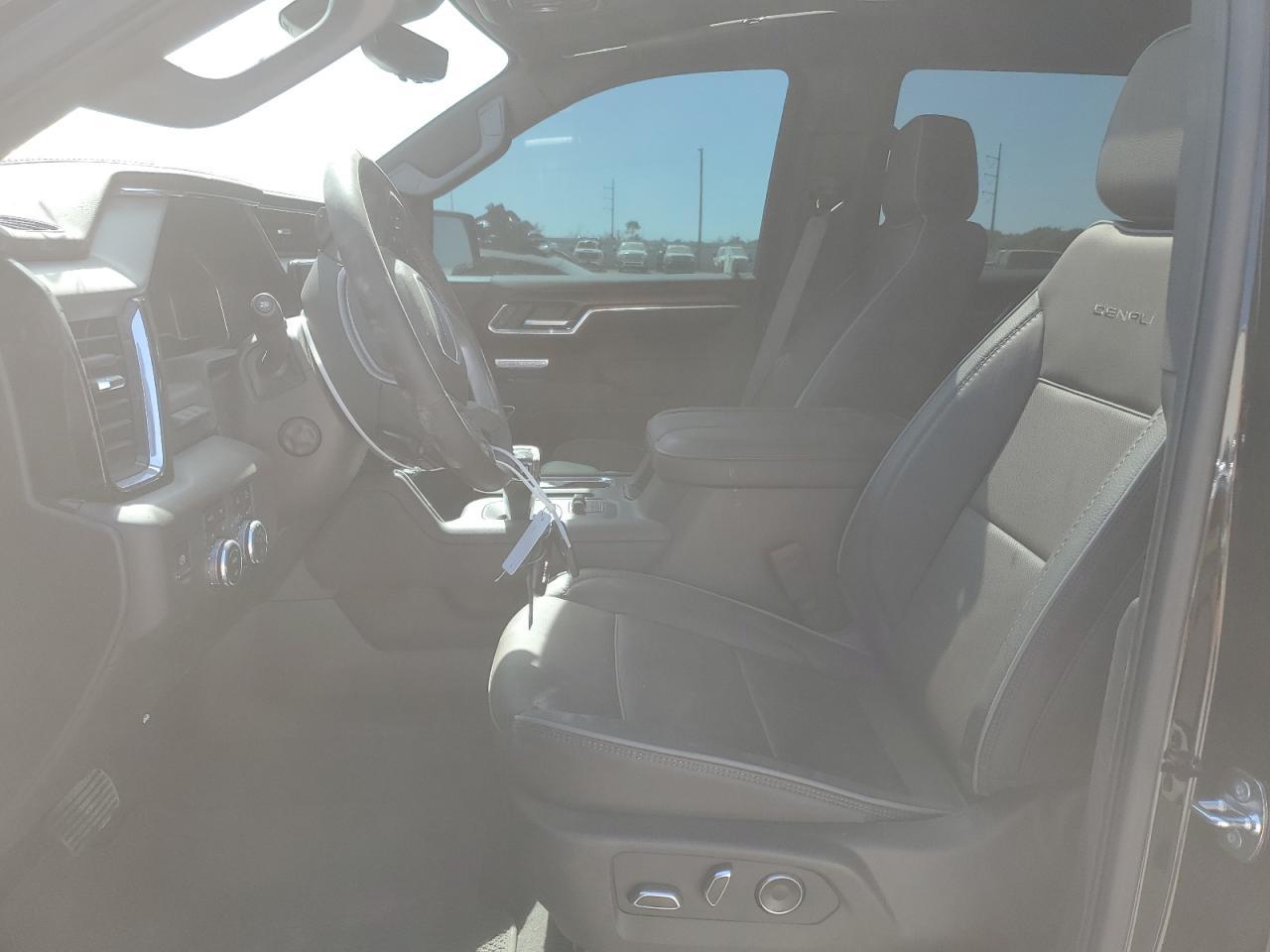 2025 GMC Sierra
