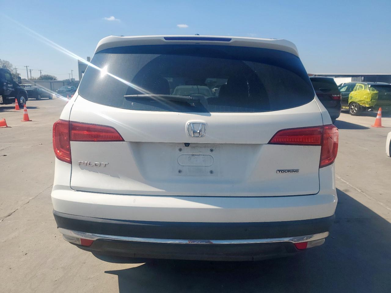 2018 HONDA PILOT