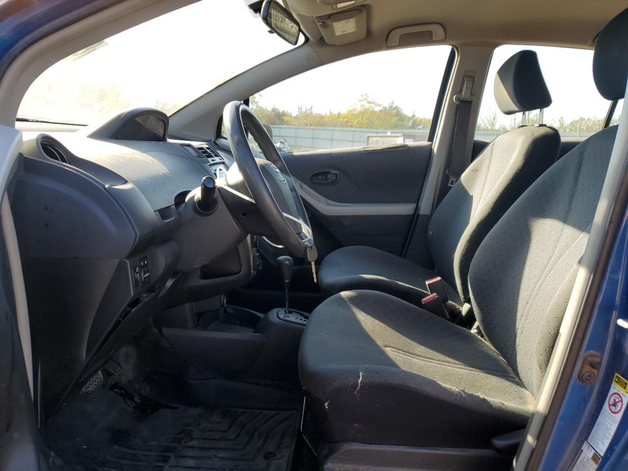 2011 TOYOTA YARIS