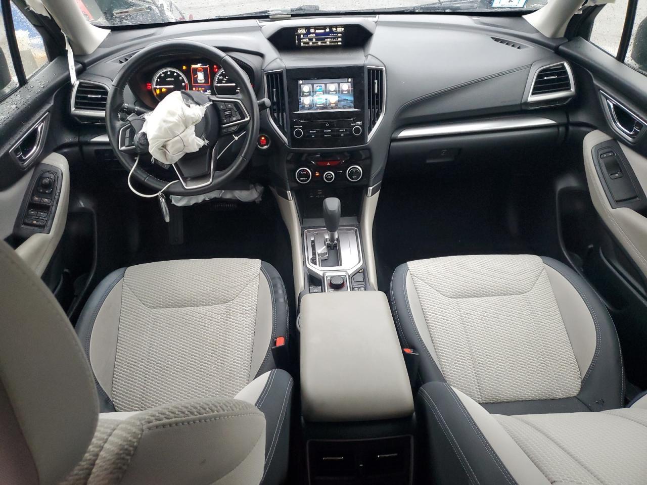 2021 SUBARU FORESTER