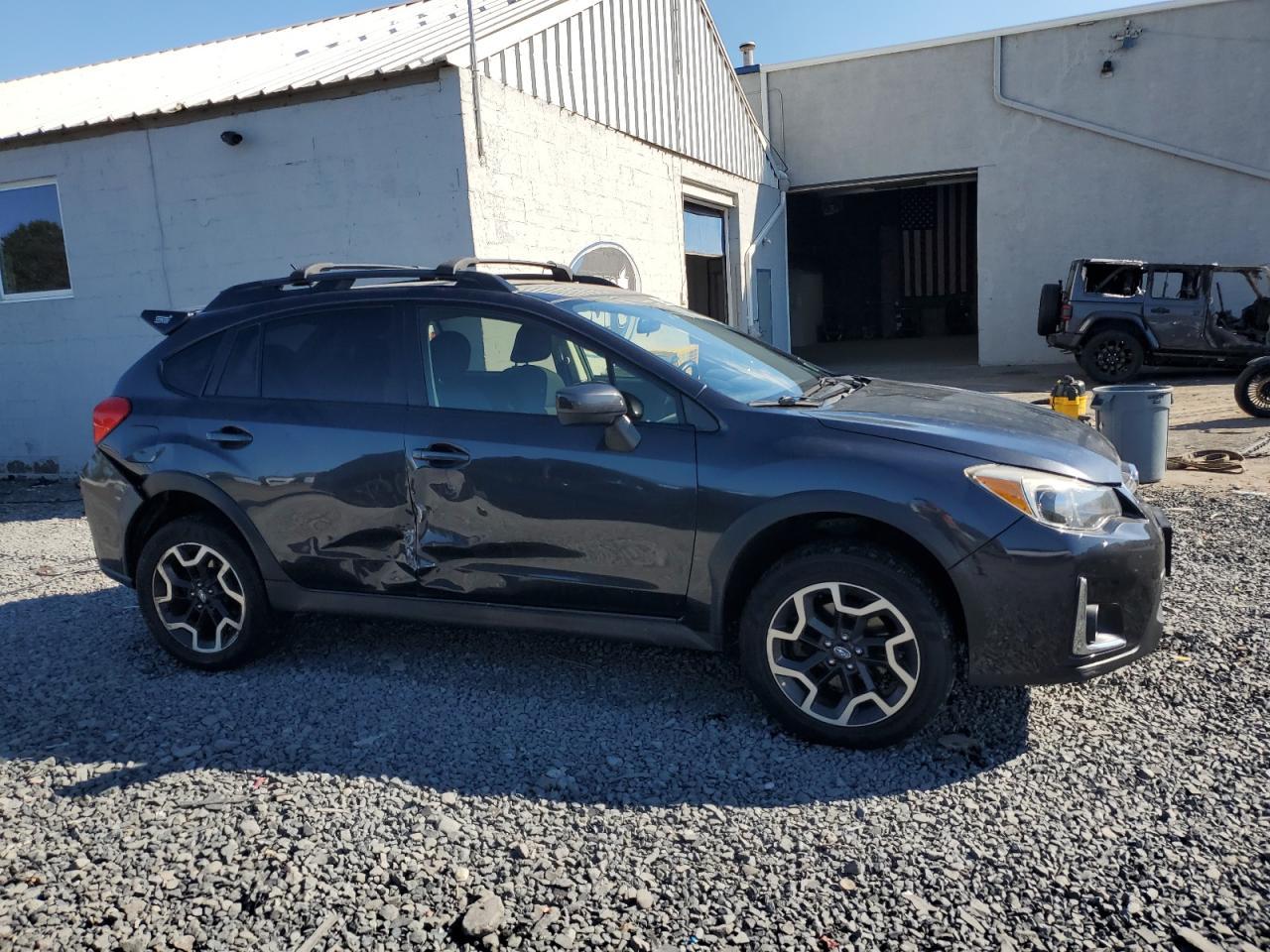 2016 SUBARU Crosstrek