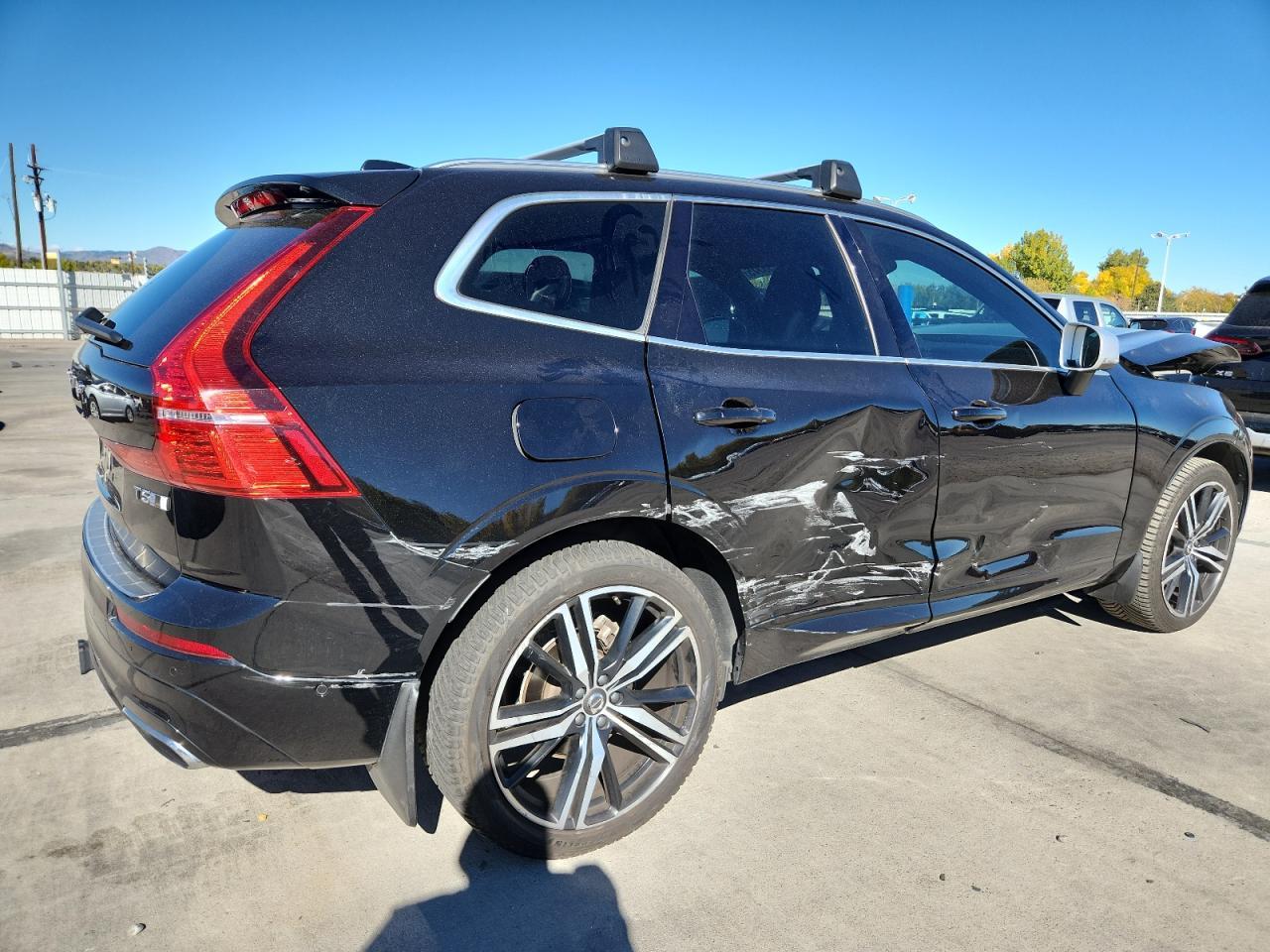 2019 VOLVO XC60