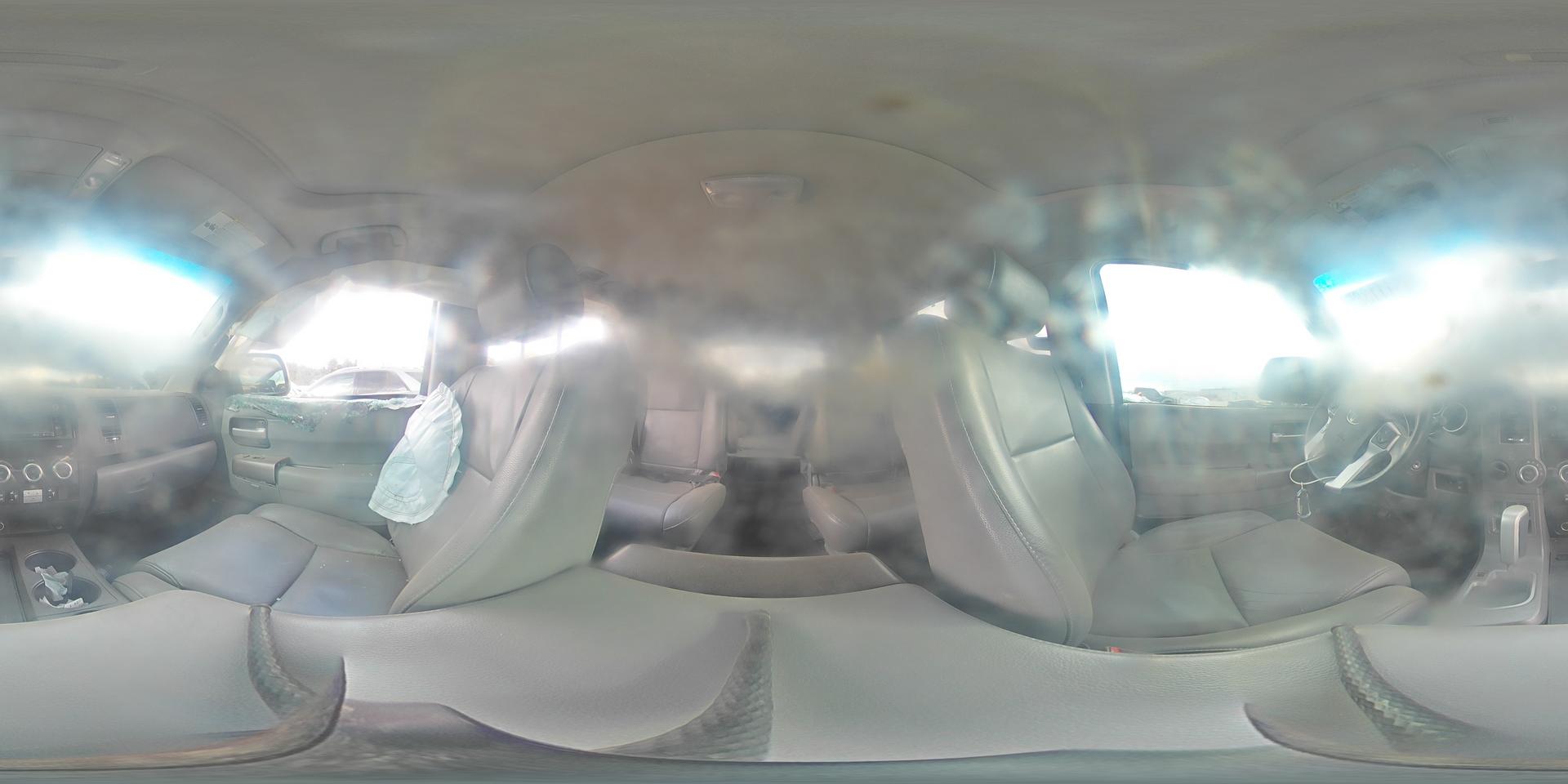2014 TOYOTA Sequoia
