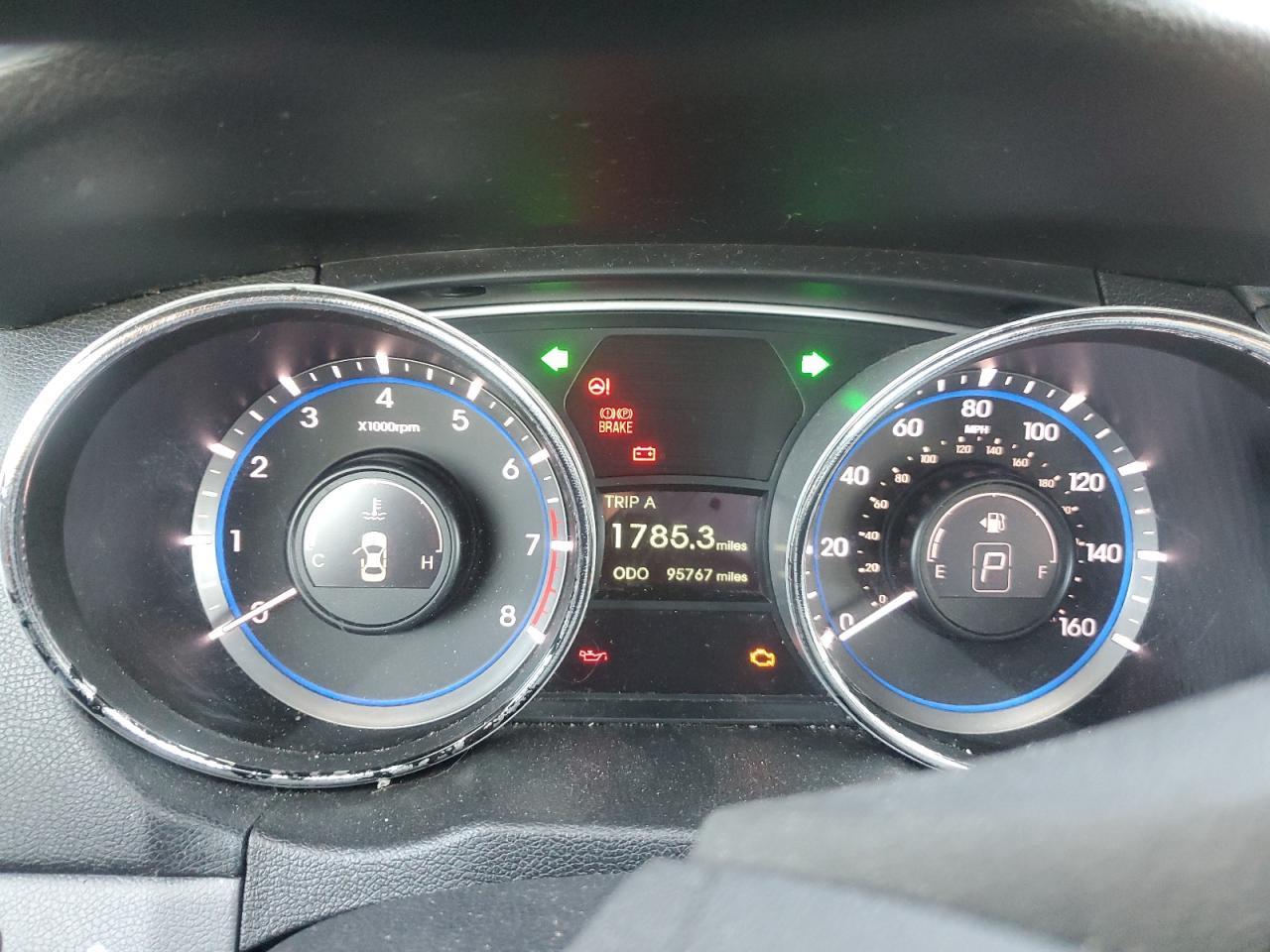 2014 HYUNDAI SONATA