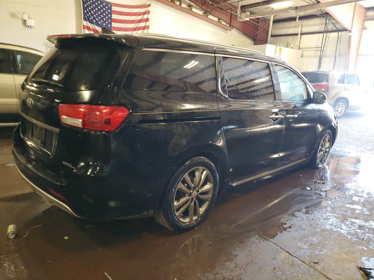 2017 KIA SEDONA
